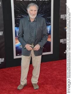 June 20, 2016 - Hollywood, CA, United States - 20 June 2016 - Hollywood. Judd Hirsch. Arrivals for the Premiere Of 20th Century Fox s Independence Day: Resurgence held at TCL Chinese Theater. Photo Credit: Hollywood United States - ZUMAa123
