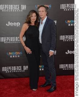 June 20, 2016 - Hollywood, CA, United States - 20 June 2016 - Hollywood. Kymberly Kalil, William Fichtner. Arrivals for the Premiere Of 20th Century Fox s Independence Day: Resurgence held at TCL Chinese Theater. Photo Credit: Hollywood United States - ZUMAa123