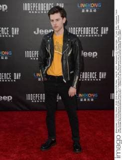 June 20, 2016 - Hollywood, CA, United States - 20 June 2016 - Hollywood. Travis Tope. Arrivals for the Premiere Of 20th Century Fox s Independence Day: Resurgence held at TCL Chinese Theater. Photo Credit: Hollywood United States - ZUMAa123