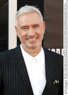 Roland Emmerich bei der Independence Day: Resurgence KIno Premiere am 20.06.2016 in Hollywood, Los Angeles Independence Day: Resurgence Kinopremiere in Hollywood, Los Angeles, 2016 
