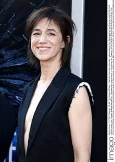 Charlotte Gainsbourg bei der Independence Day: Resurgence KIno Premiere am 20.06.2016 in Hollywood, Los Angeles Independence Day: Resurgence Kinopremiere in Hollywood, Los Angeles, 2016 