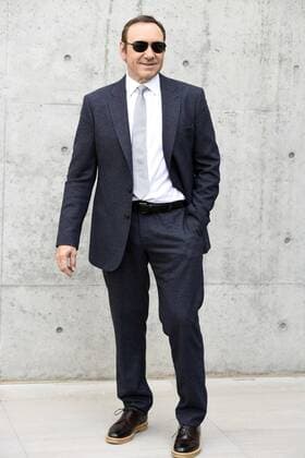 Milan Man s Fashion Week Spring Summer 2017. Giorgio Armani Arrivals Pictured Kevin Spacey  SimonaxChioccia