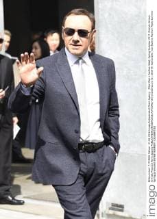 Milan Man s Fashion Week Spring Summer 2017. Giorgio Armani Arrivals Pictured Kevin Spacey  SimonaxChioccia