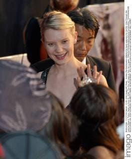 Actress Mia Wasikowska attends the Japan premiere for the film Alice Through the Looking Glass in Tokyo, Japan on June 21, 2016. This film will open on July 1st in Japan.  TKP2016062103 KEIZOxMORI