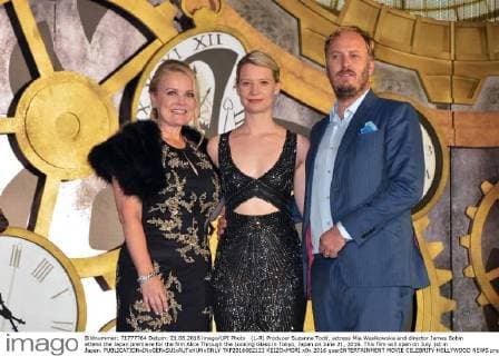 (L-R) Producer Suzanne Todd, actress Mia Wasikowska and director James Bobin attend the Japan premiere for the film Alice Through the Looking Glass in Tokyo, Japan on June 21, 2016. This film will open on July 1st in Japan.  TKP2016062123 KEIZOxMORI