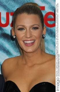 June 21, 2016 - New York, New York, U.S. - Actress BLAKE LIVELY attends the New York Premiere of The Shallows held at the AMC LOEWS Lincoln Square 13. New York U.S. - ZUMAk03_