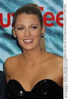June 21, 2016 - New York, New York, U.S. - Actress BLAKE LIVELY attends the New York Premiere of The Shallows held at the AMC LOEWS Lincoln Square 13. New York U.S. - ZUMAk03_