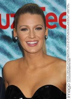 June 21, 2016 - New York, New York, U.S. - Actress BLAKE LIVELY attends the New York Premiere of The Shallows held at the AMC LOEWS Lincoln Square 13. New York U.S. - ZUMAk03_