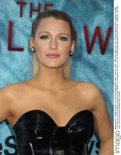 June 21, 2016 - New York, New York, U.S. - Actress BLAKE LIVELY attends the New York Premiere of The Shallows held at the AMC LOEWS Lincoln Square 13. New York U.S. - ZUMAk03_