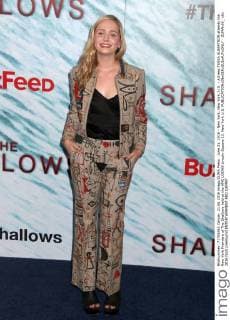 June 21, 2016 - New York, New York, U.S. - Actress TESSA ALBERTSON attends the New York Premiere of The Shallows held at the AMC LOEWS Lincoln Square 13. New York U.S. - ZUMAk03_