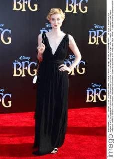 Elizabeth Debicki bei der The BFG Kino Premiere am 21.06.2016 in Hollywood, Los Angeles The BFG Kinopremiere in Hollywood, Los Angeles, 2016 