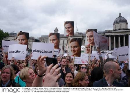 Thousands of people gather in Trafalgar Square, London, to pay tribute to the murdered minister of Parliament, Jo Cox on what would have been her 42nd birthday. JUNE 22nd 2016  SLIx161960