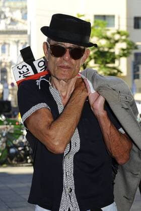 Klaus Lemke bei der Eröffnung vom Filmfest München mit der Kino Premiere von Toni Erdmann am 23.06.2016 in München Eroeffnung Opening Filmfest Muenchen 2016 