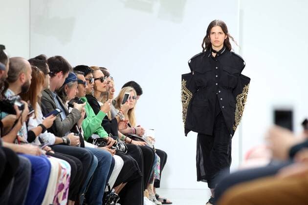 A model takes to the catwalk during the presentation of Christian Dada s show as part of the Spring-Summer 2017 Fashion Week in Paris on June 24, 2016.  PAR20160624105 MAYAxVIDON-WHITE