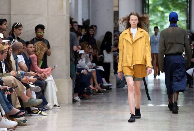 Paris Fashion Week - Etudes Modenschau A model takes to the catwalk during the presentation of Etudes show as part of the Spring-Summer 2017 Fashion Week in Paris on June 25, 2016.  PAR20160625106 MAYAxVIDON-WHITE