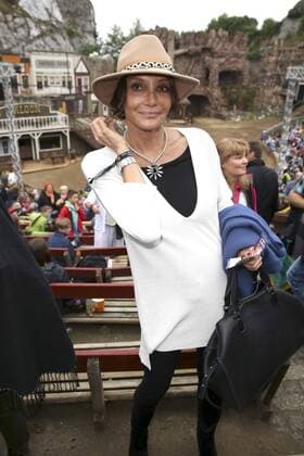 Anouschka Renzi bei der Premiere von Der Schatz im Silbersee bei den Karl-May-Spielen Bad Segeberg im Freilichttheater am Kalkberg. Bad Segeberg, 25.06.2016 Foto:xS.xGabschx xFuturexImage