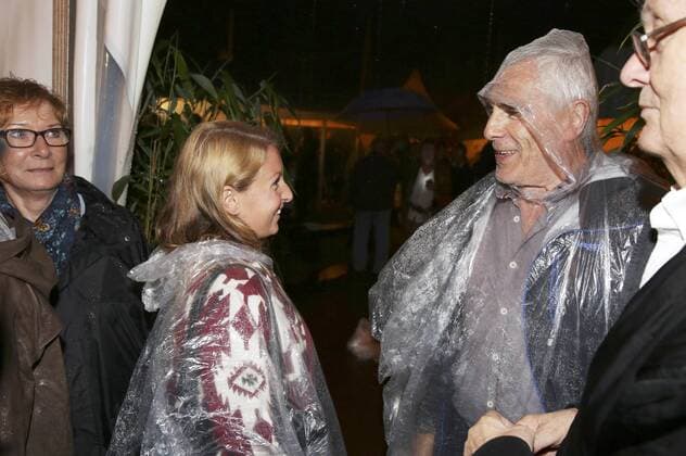 Gojko Mitic und Begleitung bei der Premiere von Der Schatz im Silbersee bei den Karl-May-Spielen Bad Segeberg im Freilichttheater am Kalkberg. Bad Segeberg, 25.06.2016 Foto:xS.xGabschx xFuturexImage