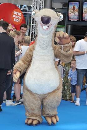 Deutschlandpremiere ICE AGE Kollision Voraus SID Ankunft zur Deutschlandpremiere ICE AGE Kollision Voraus im Cine Star SonyCenter in Berlin 26.06.2016