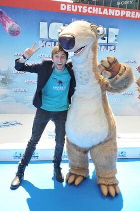 Deutschlandpremiere ICE AGE Kollision Voraus Freshtorge, Torge Oelrich, SID Ankunft zur Deutschlandpremiere ICE AGE Kollision Voraus im Cine Star SonyCenter in Berlin 26.06.2016
