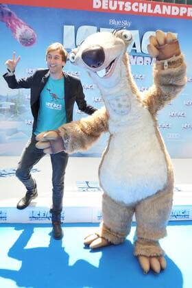 Deutschlandpremiere ICE AGE Kollision Voraus Freshtorge, Torge Oelrich, SID Ankunft zur Deutschlandpremiere ICE AGE Kollision Voraus im Cine Star SonyCenter in Berlin 26.06.2016