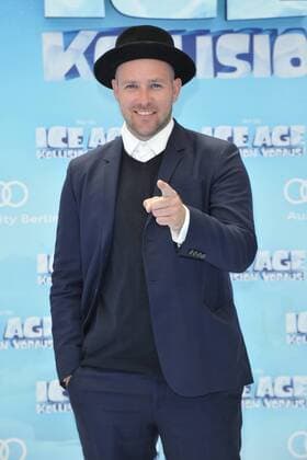 Deutschlandpremiere ICE AGE Kollision Voraus BEN, buergerlich, Bernhard Albrecht Matthias Lasse Bluemel Ankunft zur Deutschlandpremiere ICE AGE Kollision Voraus im Cine Star SonyCenter in Berlin 26.06.2016
