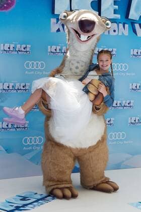 Faye Montana - Deutschlandpremiere ICA AGE - KOLLISION VORAUS im CINESTAR SONY CENTER in Berlin am 26.06.2016. Deutschlandpremiere ICE AGE - KOLLISION VORAUS