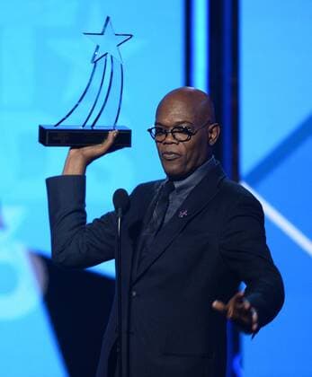 Honoree Samuel L. Jackson accepts the Lifetime Achievement Award onstage during the 16th annual BET Awards at Microsoft Theater in Los Angeles on June 26, 2016.  LAP20160626815 JIMxRUYMEN