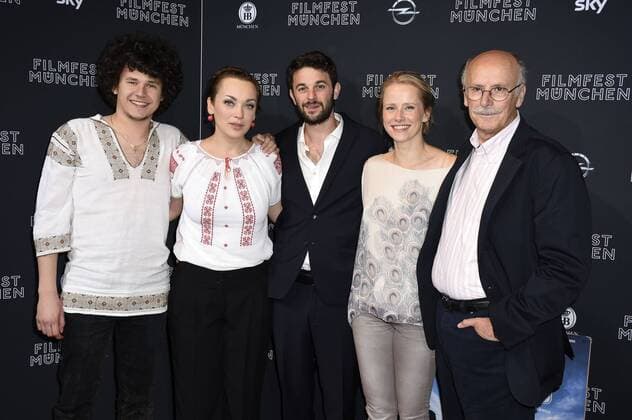 Razvan Enciu, Anca Miruna Lazarescu, Alex Margineanu, Susanne Bormann und Ovidiu Schumacher bei der Premiere von Die Reise mit Vater auf dem 34. Filmfest München 2016 im ARRI Kino. München, 26.06.2016 Foto:xP.xSchönbergerx xFuturexImage