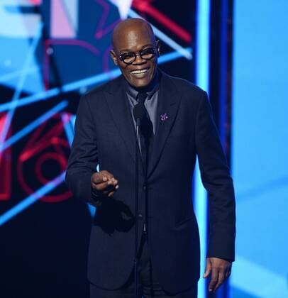 Honoree Samuel L. Jackson accepts the Lifetime Achievement Award onstage during the 16th annual BET Awards at Microsoft Theater in Los Angeles on June 26, 2016.  LAP20160626819 JIMxRUYMEN
