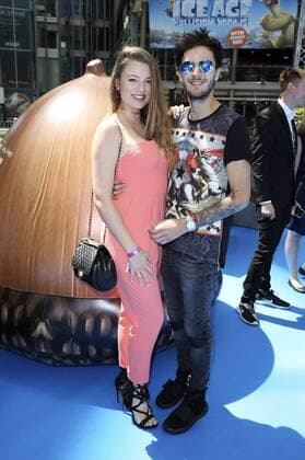 Joelina Drews mit Freund Marc Aurel Zeeb bei der Premiere des Kinofilms Ice Age - Kollision voraus! Ice Age: Collision Course im Cinestar Sony Center. Berlin, 26.06.2016 Foto:xS.xGabschx xFuturexImage