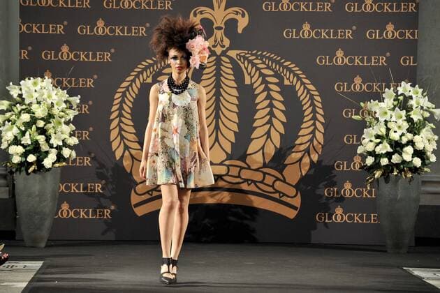 Harald Gloeoeckler Modenshow, die zertanzten Schuhe Model Harald Gloeoeckler inziniert seine neuen Modenshow zur Fashion Week , die zertanzten Schuhe mit Promis im Hotel de Rome in Berlin 27.06.2016