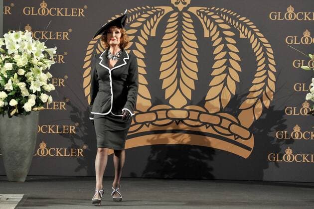 Harald Gloeoeckler Modenshow, die zertanzten Schuhe Model Harald Gloeoeckler inziniert seine neuen Modenshow zur Fashion Week , die zertanzten Schuhe mit Promis im Hotel de Rome in Berlin 27.06.2016