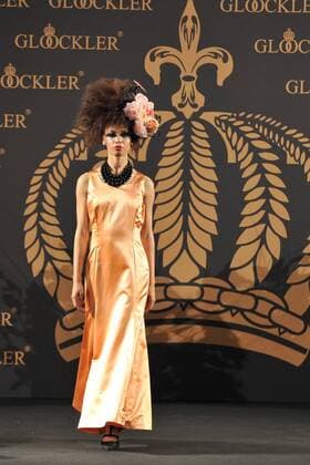 Harald Gloeoeckler Modenshow, die zertanzten Schuhe Model Harald Gloeoeckler inziniert seine neuen Modenshow zur Fashion Week , die zertanzten Schuhe mit Promis im Hotel de Rome in Berlin 27.06.2016
