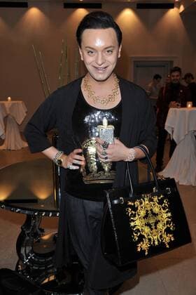 Harald Gloeoeckler Modenshow, die zertanzten Schuhe Julian Frederik Moritz Stoeckel Harald Gloeoeckler inziniert seine neuen Modenshow zur Fashion Week , die zertanzten Schuhe mit Promis im Hotel de Rome in Berlin 27.06.2016