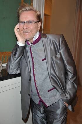 Harald Gloeoeckler Modenshow, die zertanzten Schuhe Rene Koch Harald Gloeoeckler inziniert seine neuen Modenshow zur Fashion Week , die zertanzten Schuhe mit Promis im Hotel de Rome in Berlin 27.06.2016