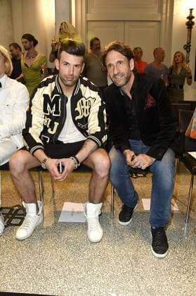 Jay Khan und Falk-Willy Wild bei der Mode-Inszenierung des Märchens Die zertanzten Schuhe live mit Stardesigner Harald Glööckler auf der Mercedes-Benz Fashion Week Berlin Spring Summer 2017. Berlin, 27.06.2016 Foto:xFredericx xFuturexImage