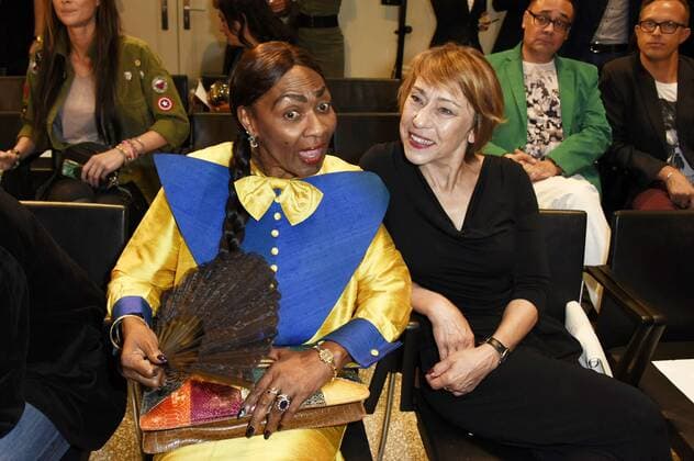 Marcia Barrett und Gitta Schweighöfer bei der Mode-Inszenierung des Märchens Die zertanzten Schuhe live mit Stardesigner Harald Glööckler auf der Mercedes-Benz Fashion Week Berlin Spring Summer 2017. Berlin, 27.06.2016 Foto:xFredericx xFuturexImage