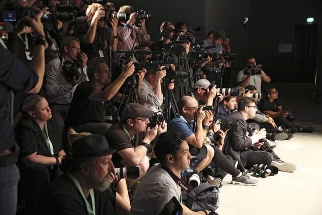 Pressefotografen bei der Ewa Herzog Fashion Show auf der Mercedes-Benz Fashion Week Berlin Spring Summer 2017. Berlin, 28.06.2016 Foto:xS.xGabschx xFuturexImage