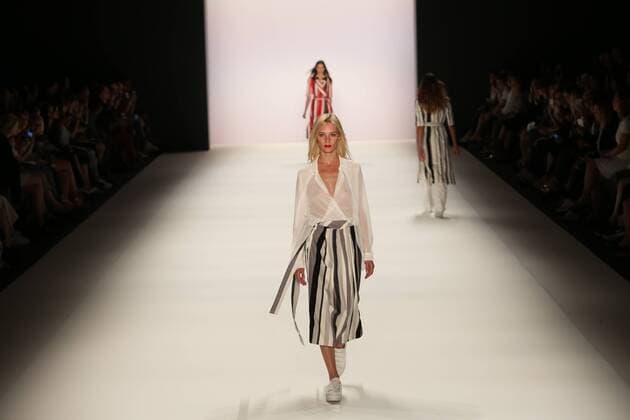 Germany: Mercedes-Fashion Week in Berlin Model wears the collection of Avelon on the catwalk at the Erika Hess Ice Stadium in Berlin-Weding. 19th time of the Mercedes-Benz Fashion Week in Berlin. Numerous labels are taking part in the German fashion week for the 2017 spring summer season.  SimonexKuhlmey