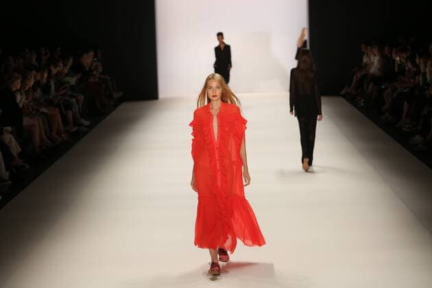 Germany: Mercedes-Fashion Week in Berlin Model wears the collection of Avelon on the catwalk at the Erika Hess Ice Stadium in Berlin-Weding. 19th time of the Mercedes-Benz Fashion Week in Berlin. Numerous labels are taking part in the German fashion week for the 2017 spring summer season.  SimonexKuhlmey