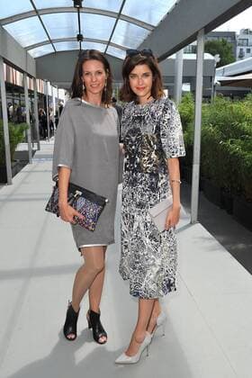 Katrin Wrobel und Marie Nasemann bei der Steinrohner Modenschau im Rahmen der Mercedes-Benz Fashion Week Frühjahr Sommer 2017 am 28.06.2016 in Berlin MBFW Fashionweek in Berlin 2016- Steinrohner Fashion Show 