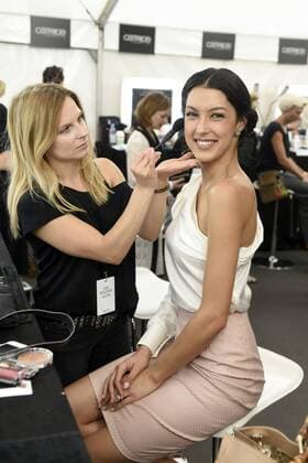 Rebecca Mir backstage bei der Rene Storck Fashion Show auf der Mercedes-Benz Fashion Week Berlin Spring Summer 2017. Berlin, 28.06.2016 Foto:xFredericx xFuturexImage