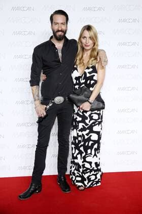 Berlin Fashion Week - Prominente bei Marc Cain Alec Völkel (The BossHoss) mit Gattin Johanna Michel bei der Marc Cain Fashion Show auf der Mercedes-Benz Fashion Week Berlin Spring Summer 2017. Berlin, 28.06.2016 Foto:xS.xGabschx xFuturexImage