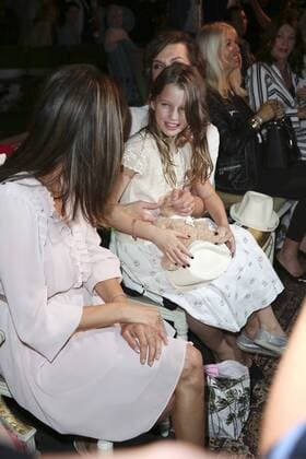 Alessandra Ambrosio und Milla Jovovich mit Tochter Ever Gabo Anderson bei der Marc Cain Fashion Show auf der Mercedes-Benz Fashion Week Berlin Spring Summer 2017. Berlin, 28.06.2016 Foto:xS.xGabschx xFuturexImage