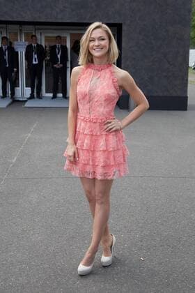 Linda Hesse - Ankunft zur Eva Herzog Fashion-Show im Rahmen der Mercedes-Benz Fashion Week Berlin Spring Summer 2017 im Erika-Hess-Eisstadion in Berlin am 28.06.2016. Mercedes-Benz Fashion Week Berlin Spring Summer 2017