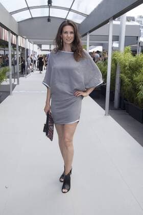 Katrin Wrobel - Ankunft zur Steinrohner Fashion-Show im Rahmen der Mercedes-Benz Fashion Week Berlin Spring Summer 2017 im Erika-Hess-Eisstadion in Berlin am 28.06.2016. Mercedes-Benz Fashion Week Berlin Spring Summer 2017