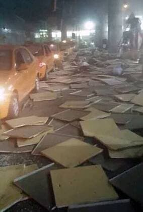 Türkei: Explosionen und Schüsse am Flughafen in Istanbul At least 2 explosions and gunfire have rocked Istanbul s Ataturk International Airport.  DP0001.jpeg