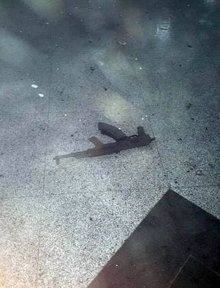 Türkei: Explosionen und Schüsse am Flughafen in Istanbul At least 2 explosions and gunfire have rocked Istanbul s Ataturk International Airport.  DP0004
