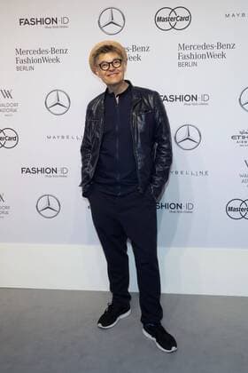 Rolf Scheider - Ankunft zur Riani Fashion-Show im Rahmen der Mercedes-Benz Fashion Week Berlin Autumn Winter 2016 am Brandenburger Tor in Berlin am 28.06.2016. Mercedes-Benz Fashion Week Berlin Autumn Winter 2016