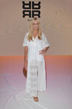 Jenny Elvers bei der Riani Modenschau im Rahmen der Mercedes-Benz Fashion Week Frühjahr Sommer 2017 am 28.06.2016 in Berlin MBFW Fashionweek in Berlin 2016- Riani Fashion Show 